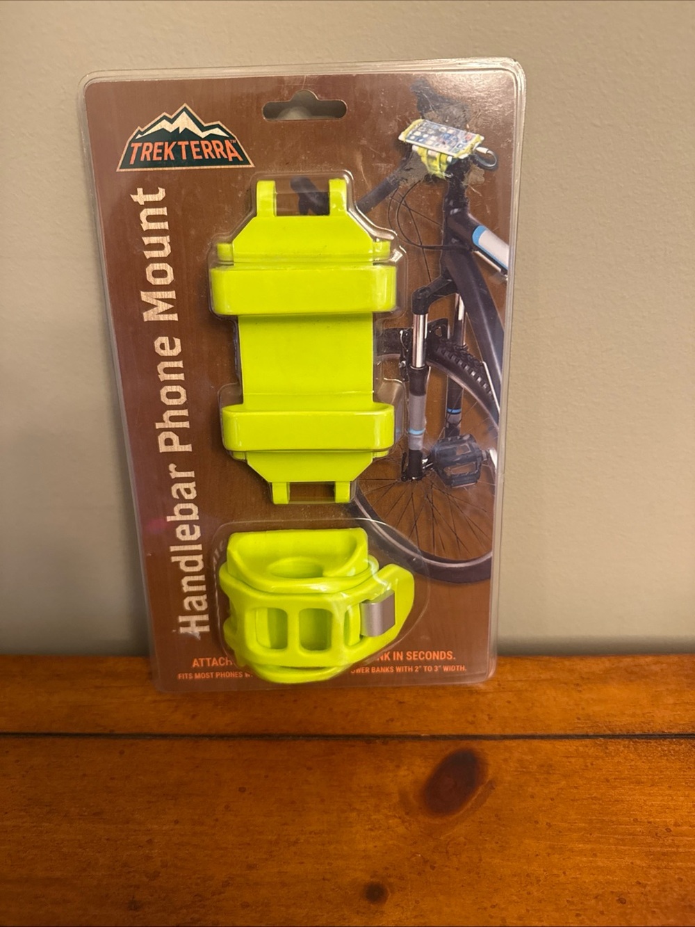 Trek Terra Universal Bike Handlebar Mount for Smart Phone, Power Bank, Case, etc